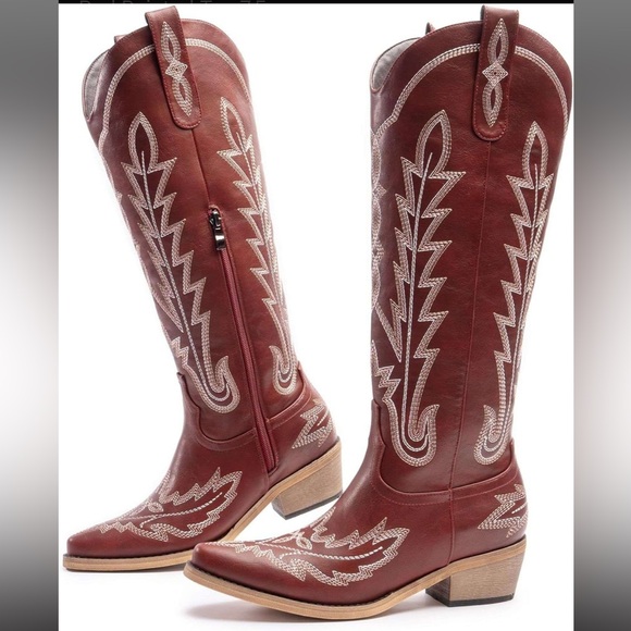 Brown Western Cowboy Boots - Picture 2 of 4